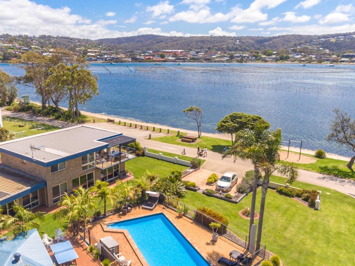 The Retreat Lakeside Merimbula Kültér fotó