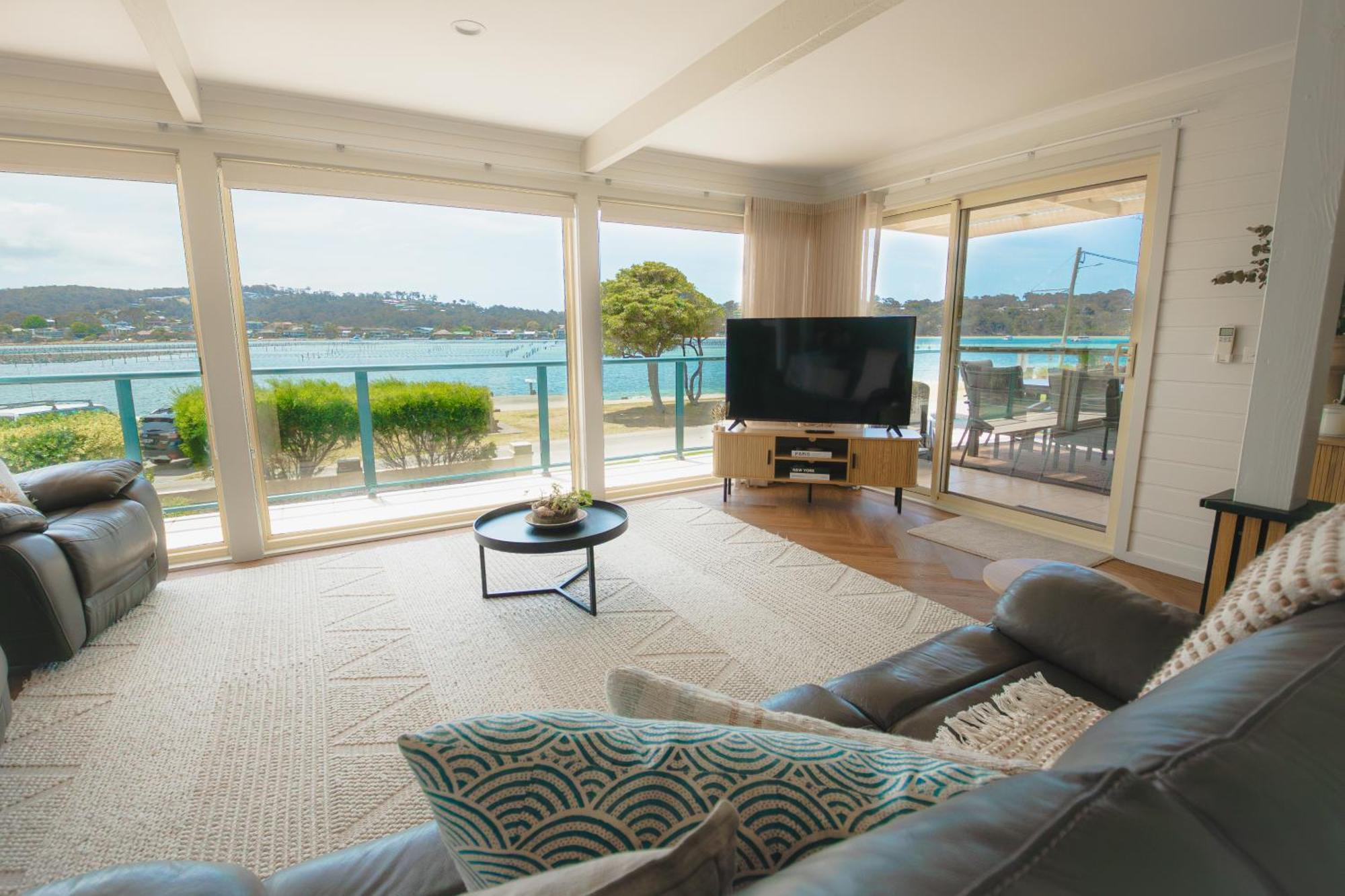 The Retreat Lakeside Merimbula Kültér fotó