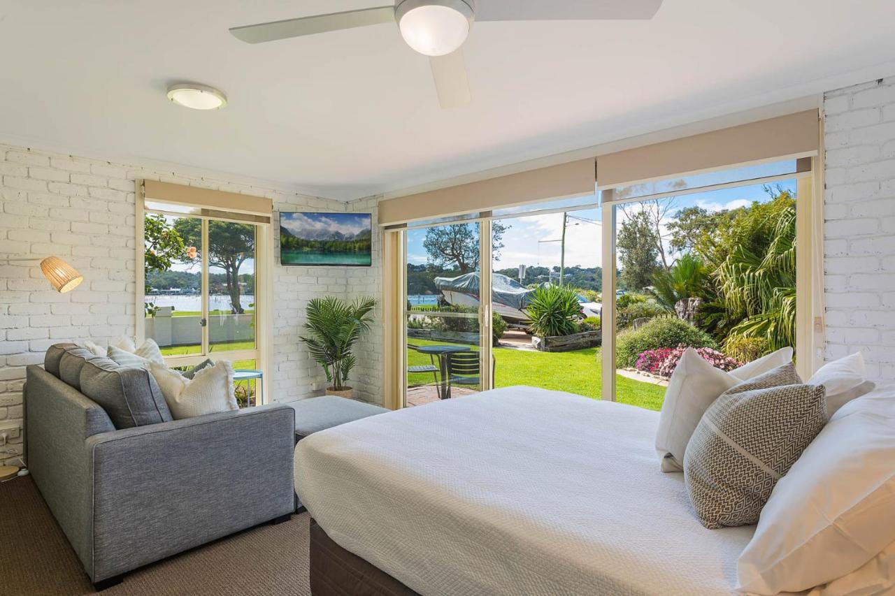 The Retreat Lakeside Merimbula Kültér fotó